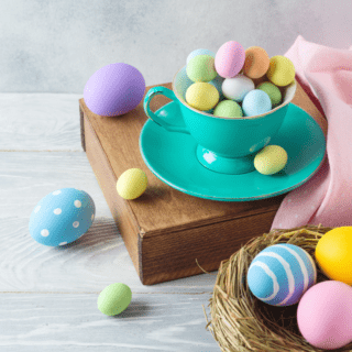 36 Maternity & Pregnant Easter Outfits You’ll Love